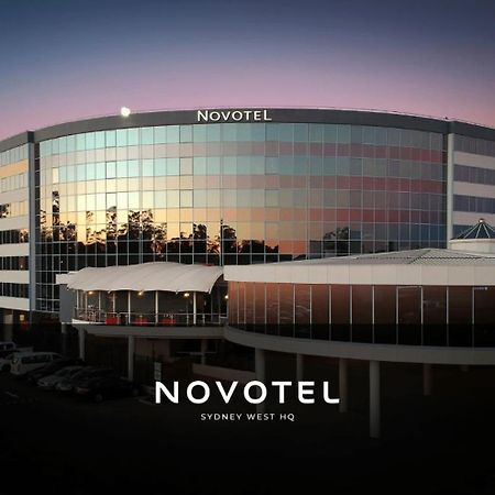 Novotel Sydney West Hq Rooty Hill Exterior photo